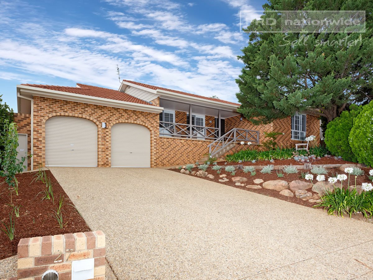 27 Allambie Way MOUNT AUSTIN 2