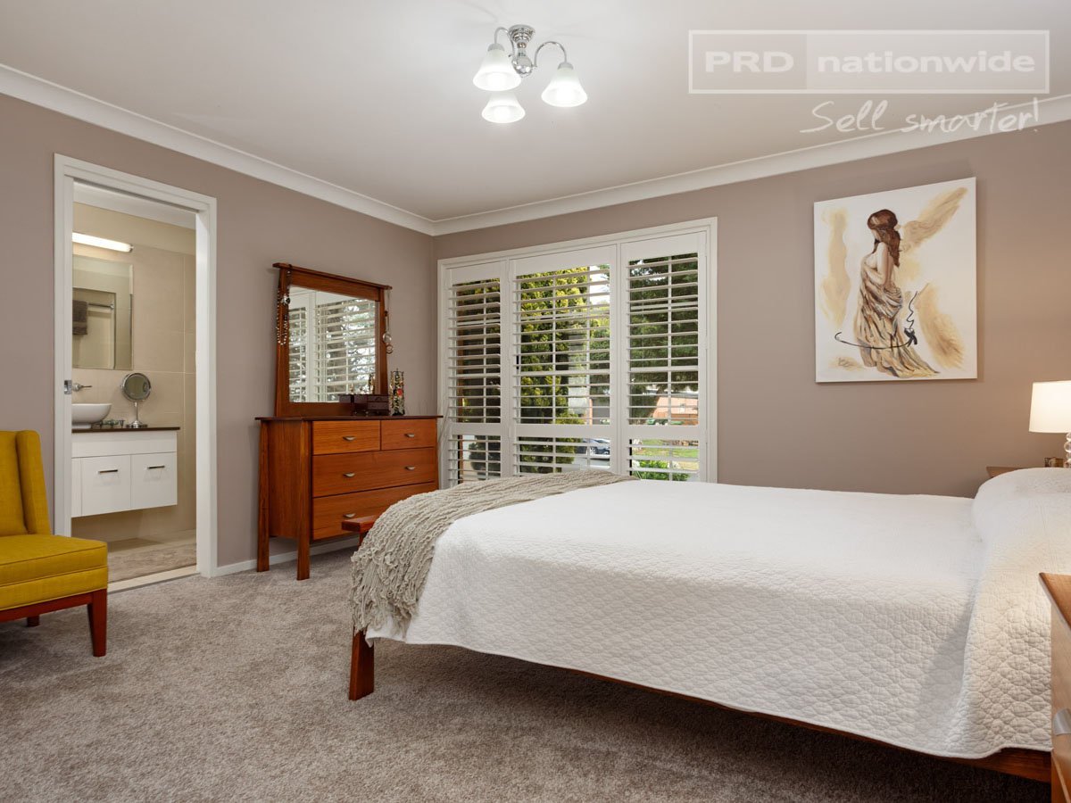 27 Allambie Way MOUNT AUSTIN 8