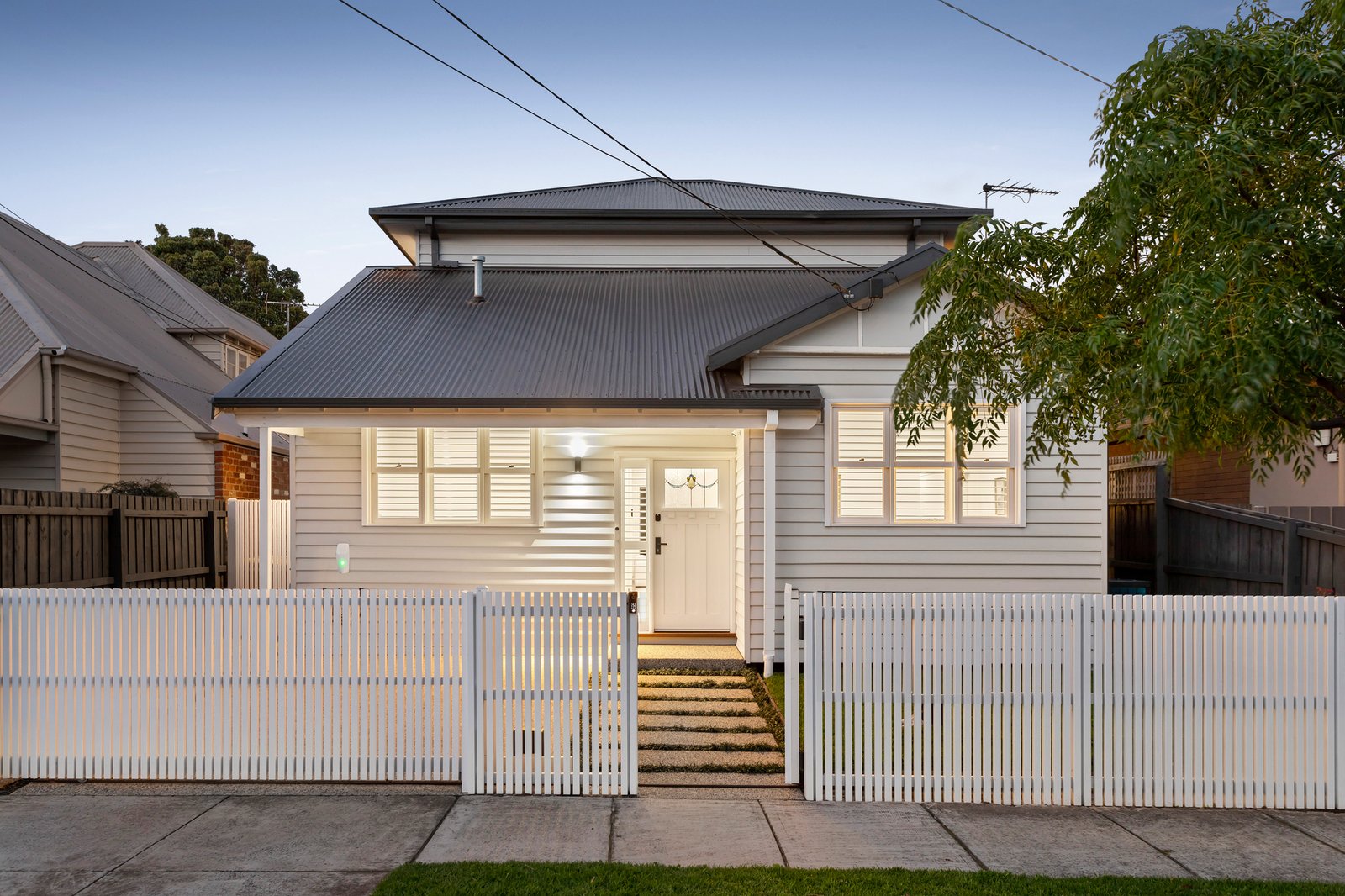 Real Estate and Property in 27 Almond Street, Caulfield South, VIC