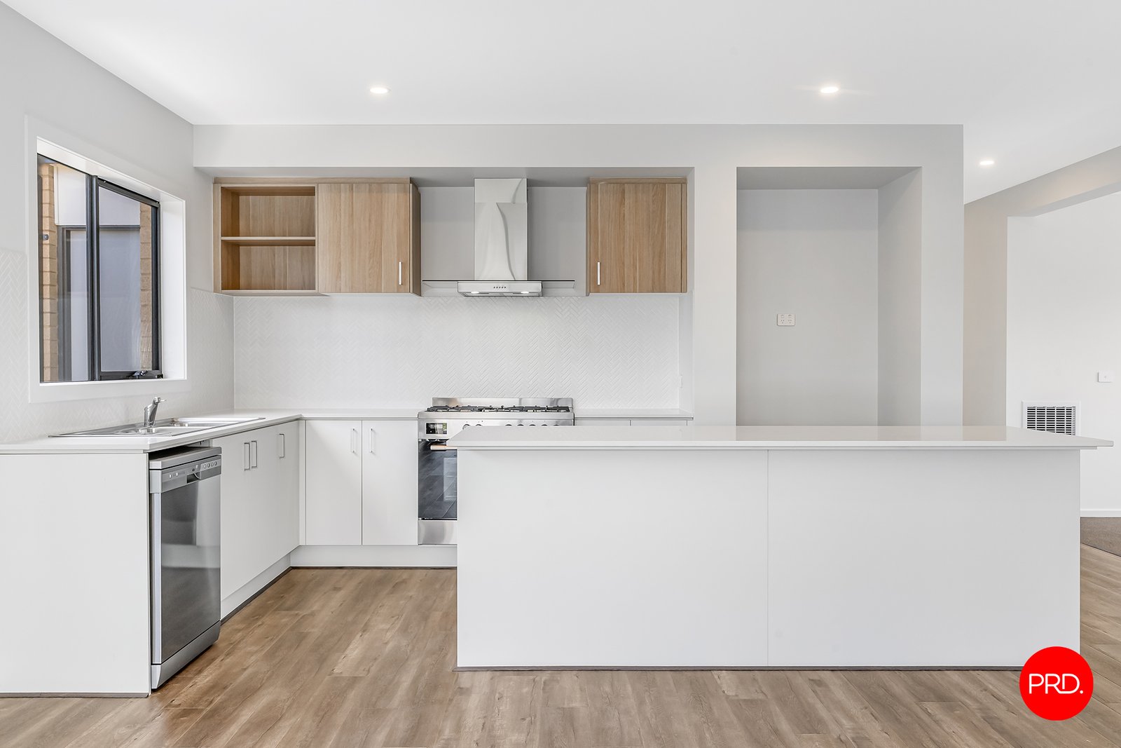 27 ANAHEIM Avenue HUNTLY 2