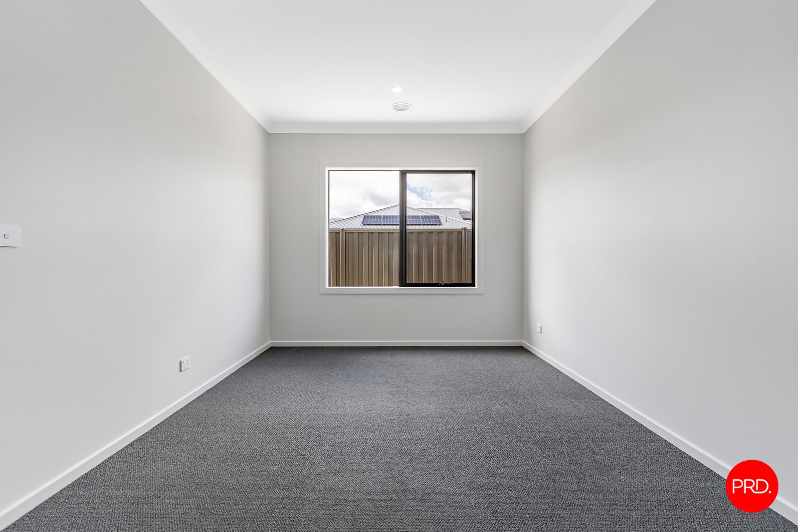 27 ANAHEIM Avenue HUNTLY 8