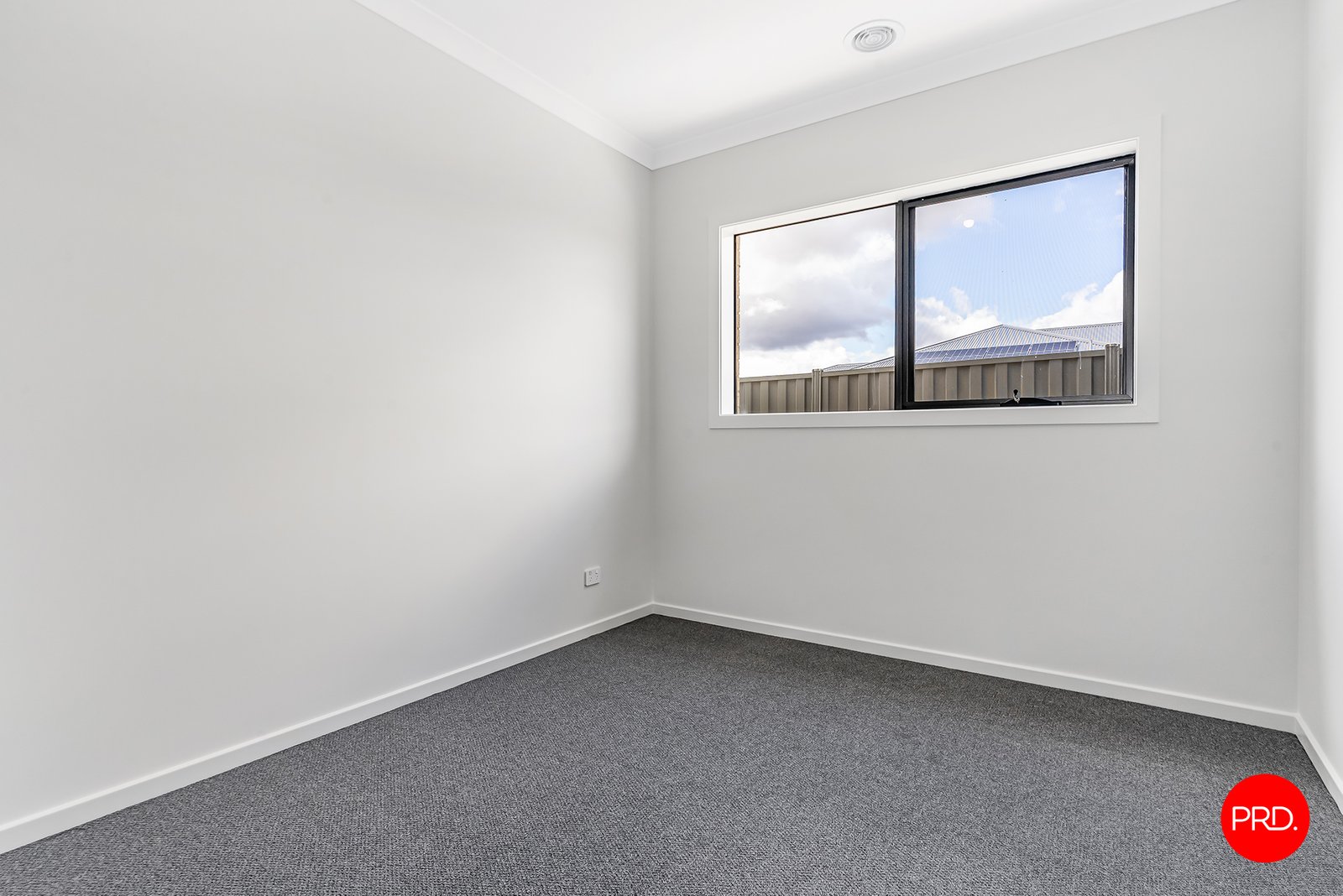 27 ANAHEIM Avenue HUNTLY 9