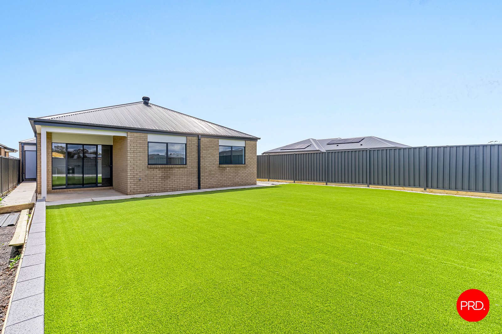 27 ANAHEIM Avenue HUNTLY 15