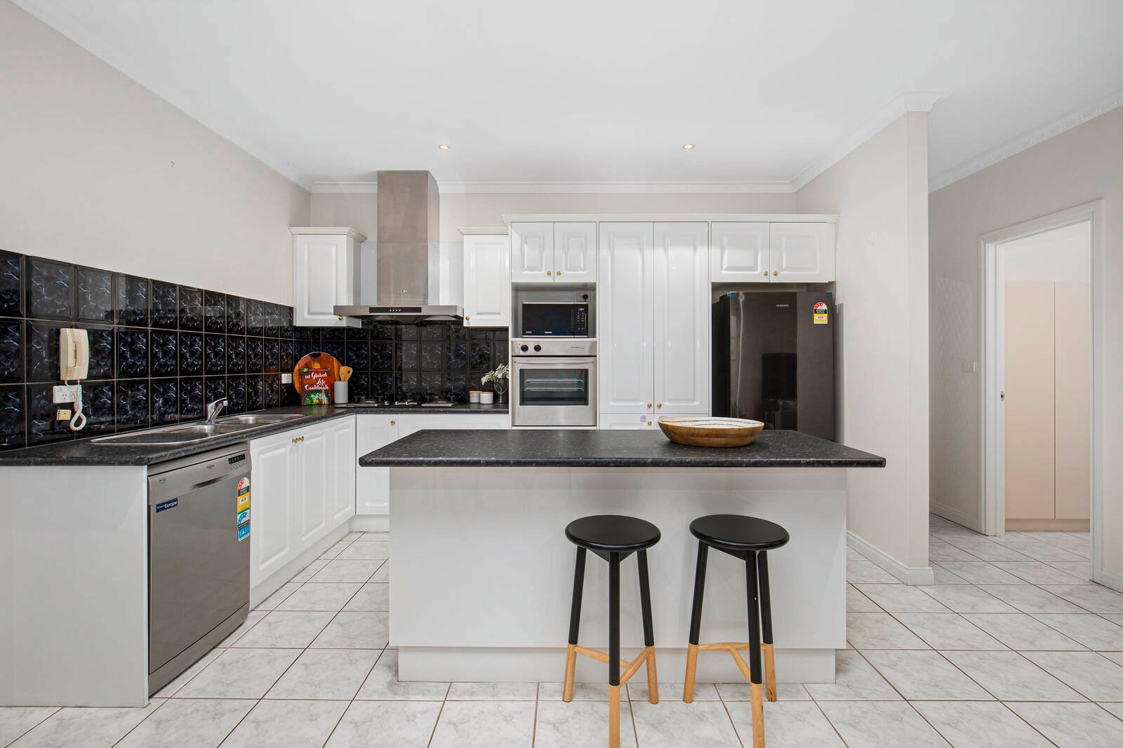 Gallery: 2/7 Anderson Avenue