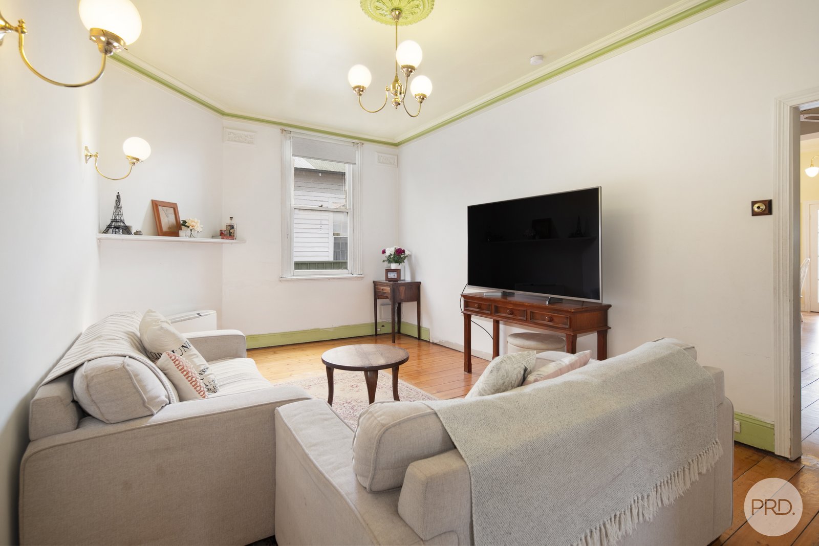 27 Anderson Street East  GOLDEN POINT 4