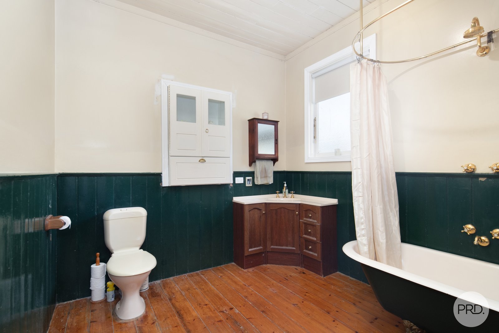 27 Anderson Street East  GOLDEN POINT 6