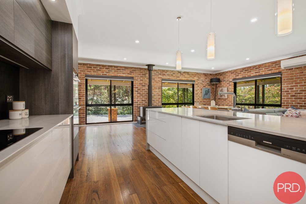 27 Ann Street WALLALONG 11