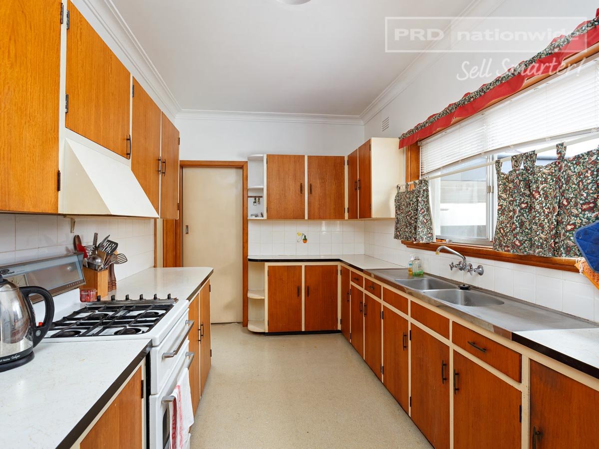 27 Anne Street TOLLAND 5