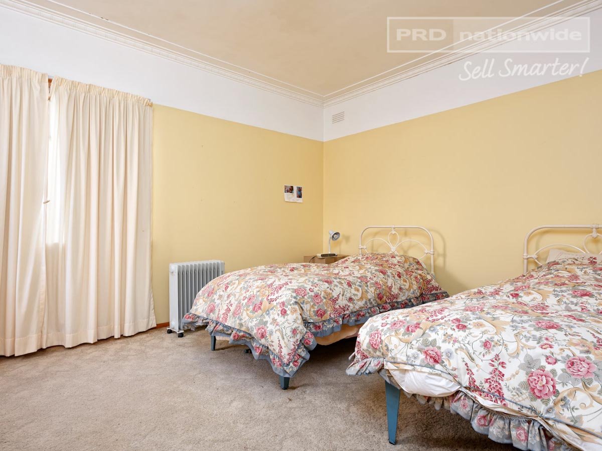 27 Anne Street TOLLAND 6