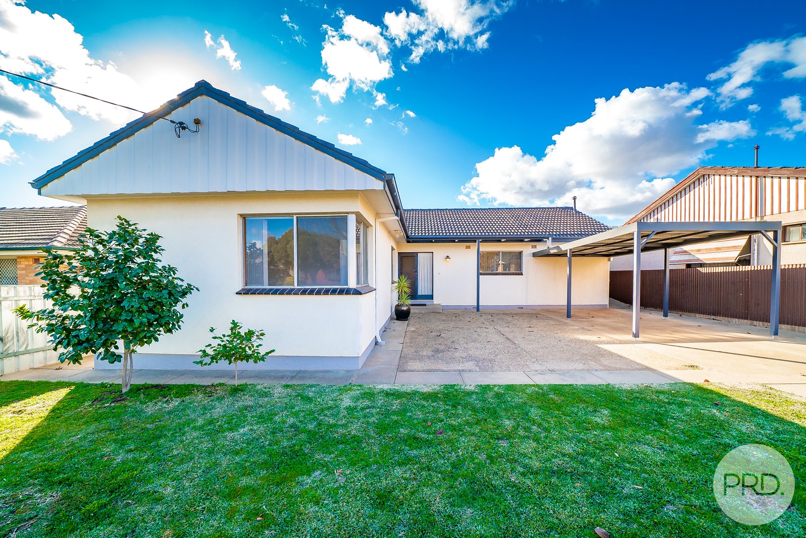 27 Anne Street TOLLAND 1