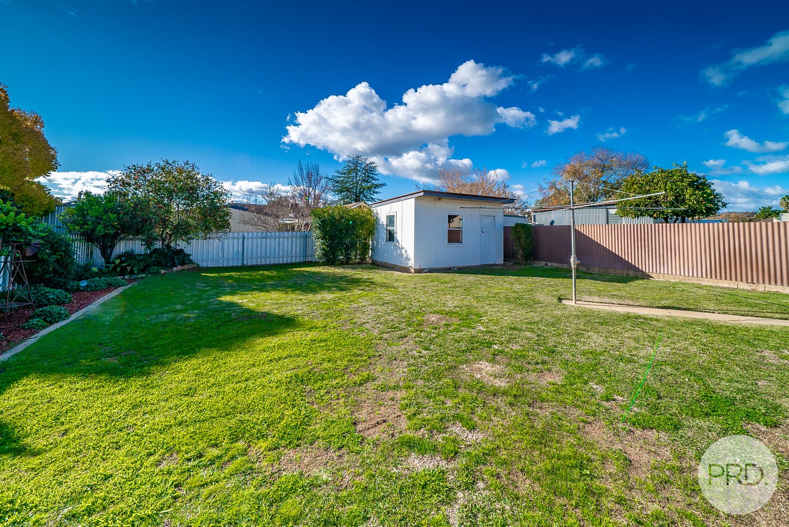 27 Anne Street TOLLAND 11