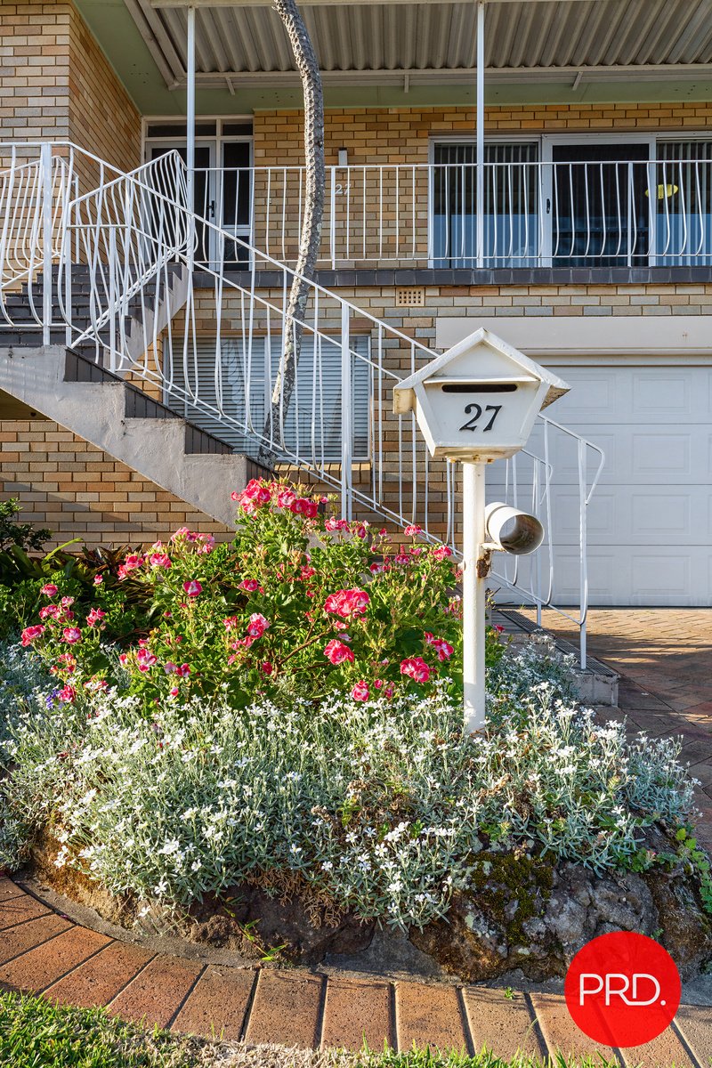 27 Annette Avenue KOGARAH 2