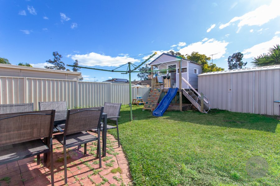 27 Antares Place CRANEBROOK 11