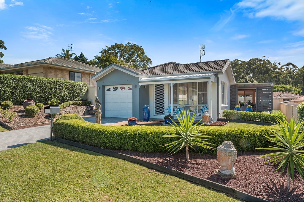 27 Aquamarine Drive TOORMINA 3