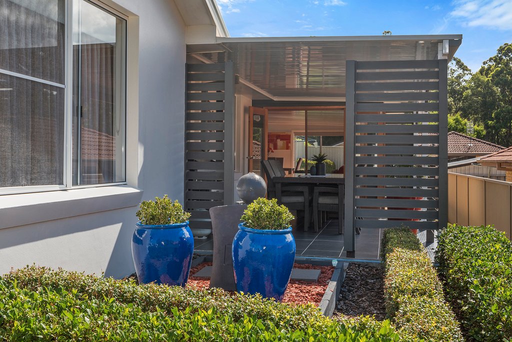 27 Aquamarine Drive TOORMINA 4