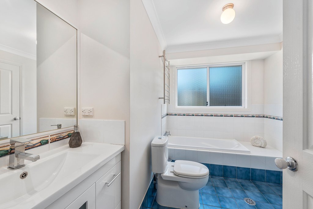 27 Aquamarine Drive TOORMINA 13