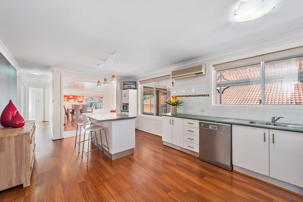 27 Aquamarine Drive TOORMINA 16