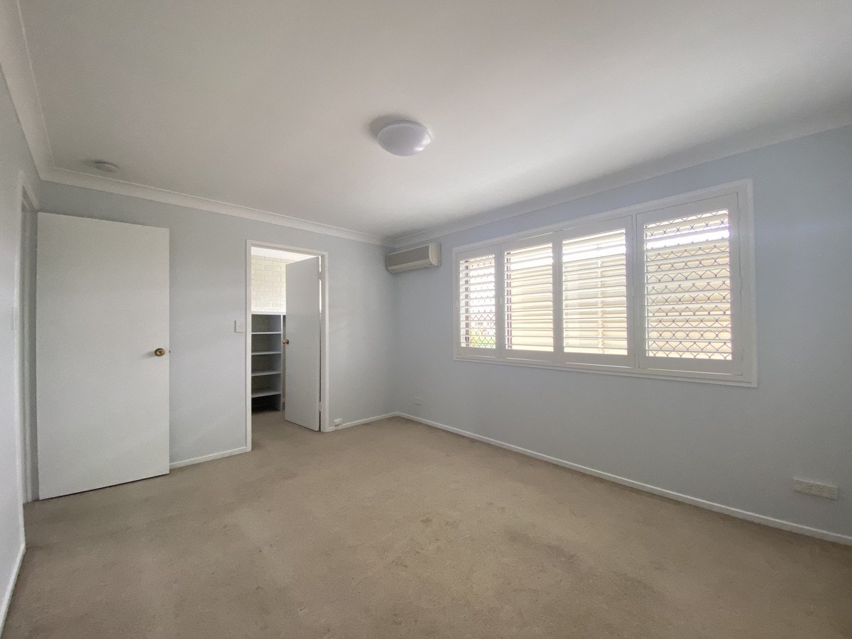 2/7 Aquila Court Mermaid Waters 5