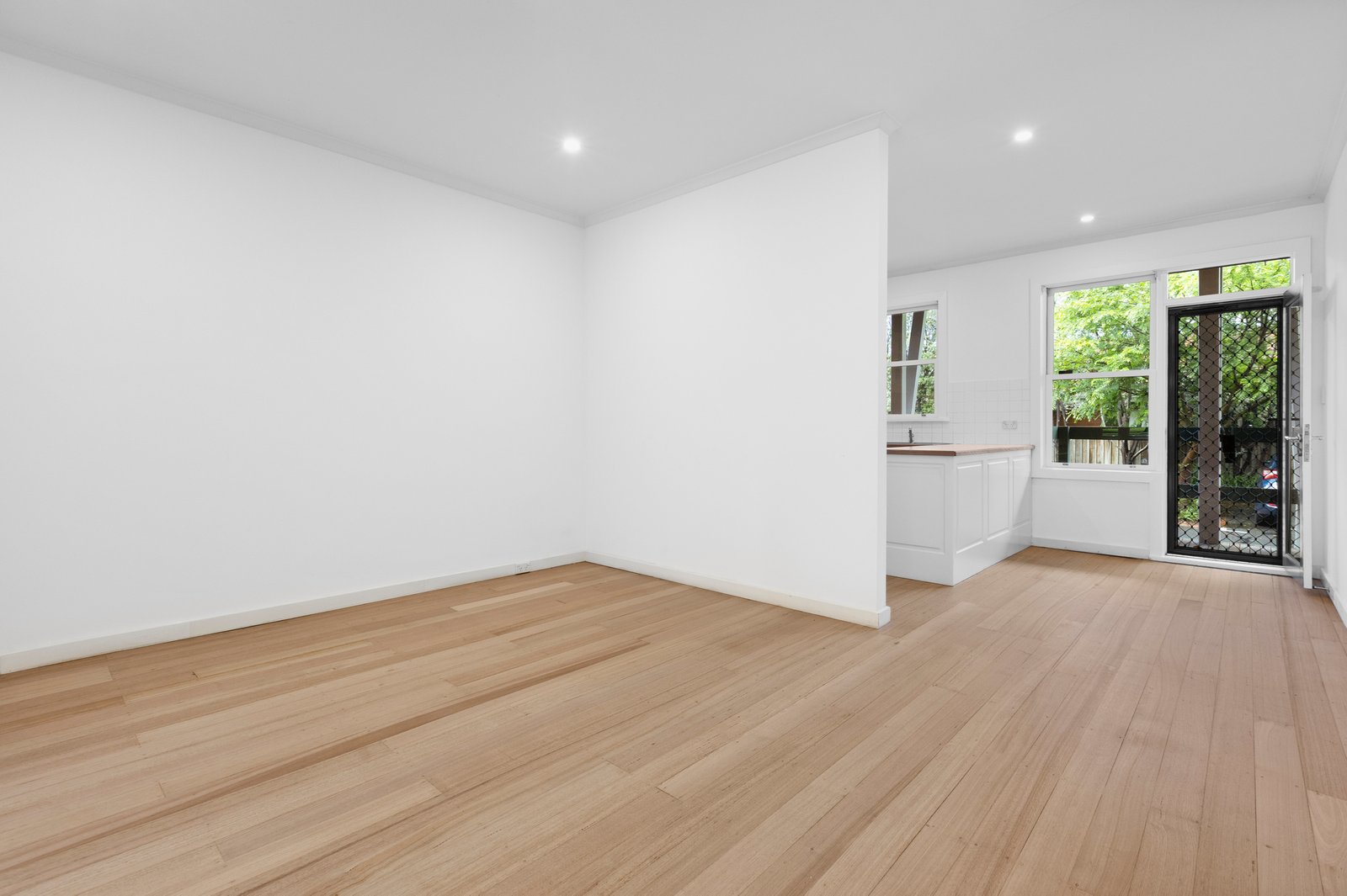 Gallery: 2/7 Ardoch Avenue