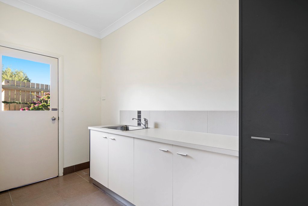 27 Armada Crescent JUBILEE POCKET 9