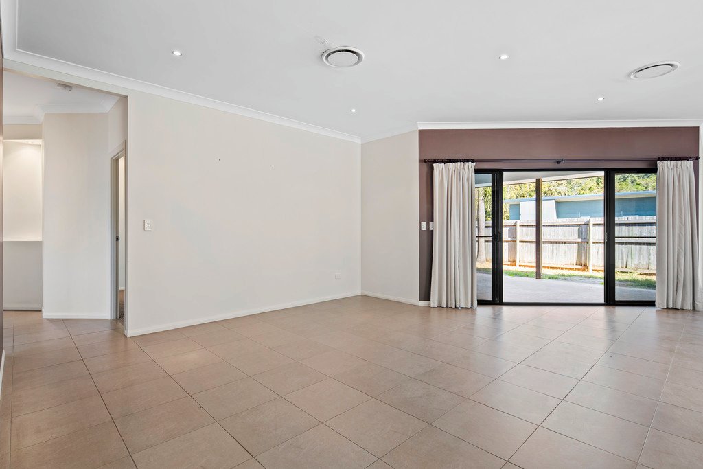 27 Armada Crescent JUBILEE POCKET 10