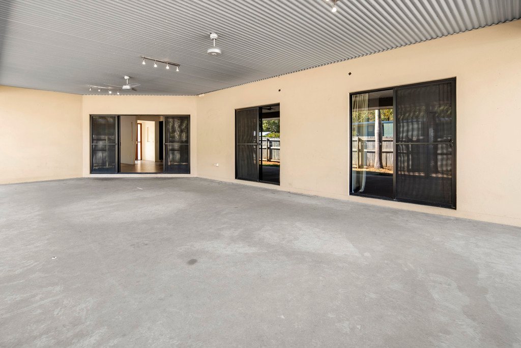 27 Armada Crescent JUBILEE POCKET 17