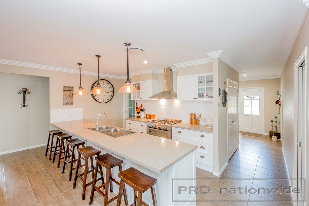 27 Arrowtail Street CHISHOLM 5