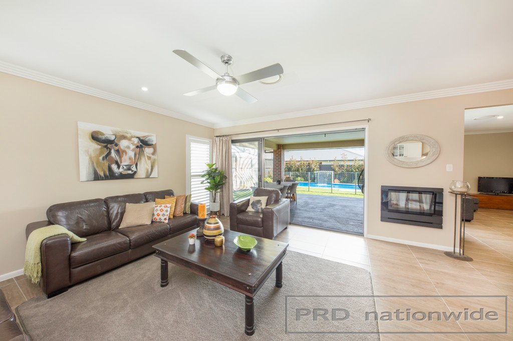 27 Arrowtail Street CHISHOLM 10