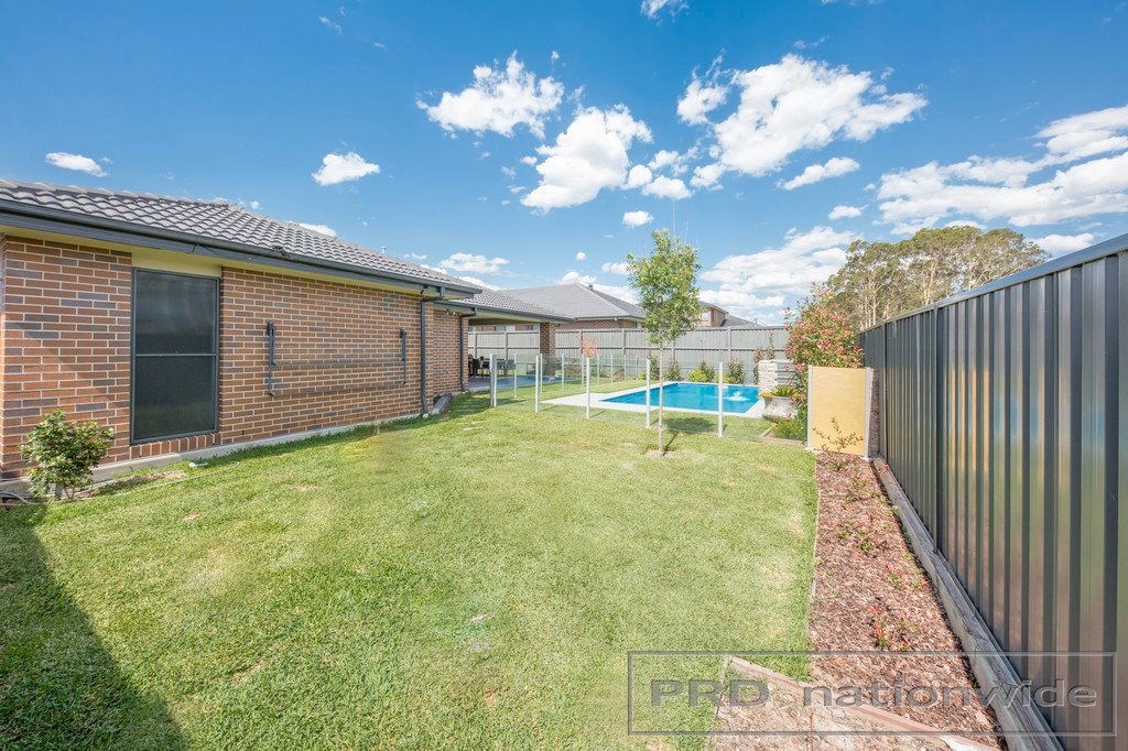 27 Arrowtail Street CHISHOLM 16