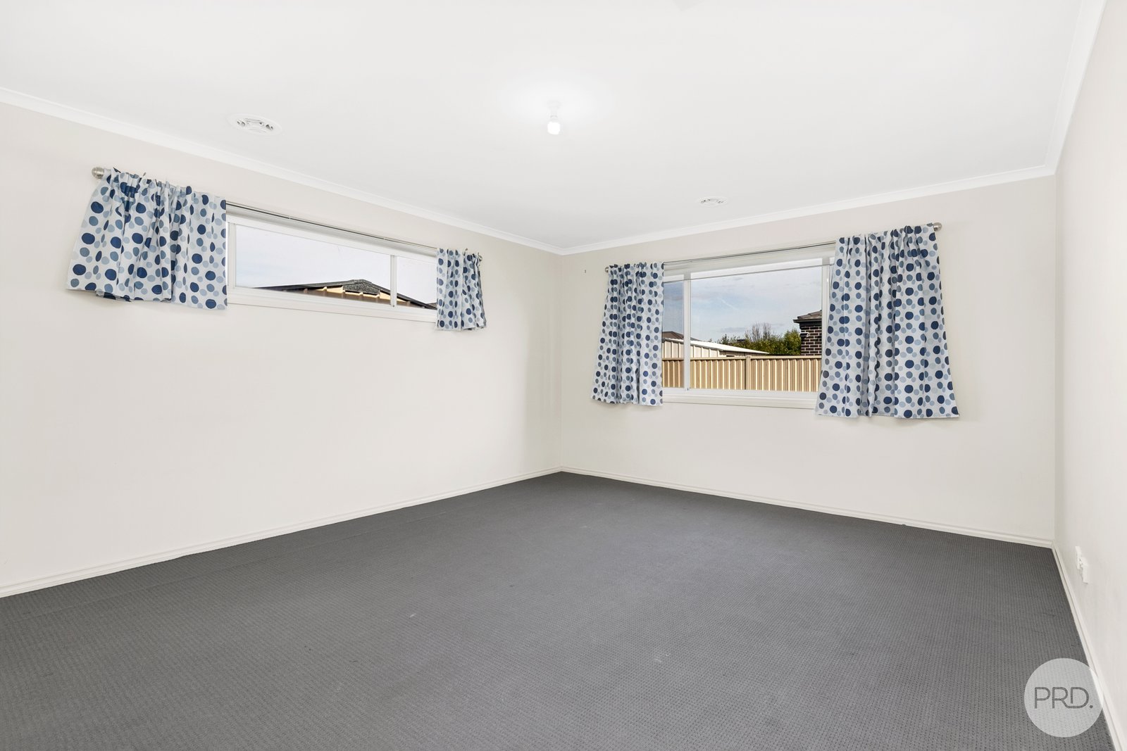 27 Ascot Gardens Drive DELACOMBE 5