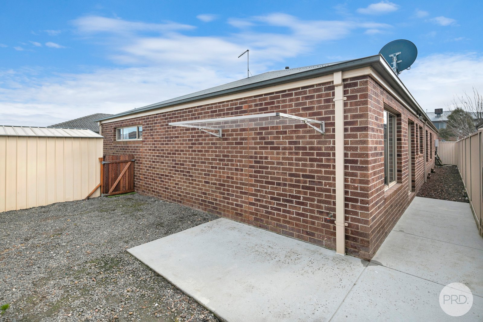 27 Ascot Gardens Drive DELACOMBE 14