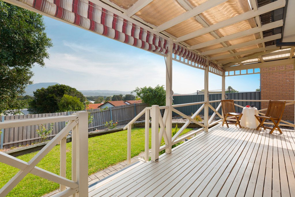 27 Ashmore Cr  KANAHOOKA 2