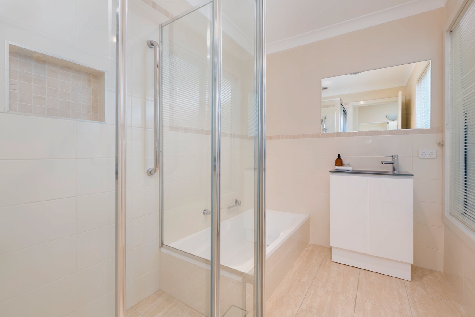 27 Ashmore Cr  KANAHOOKA 5