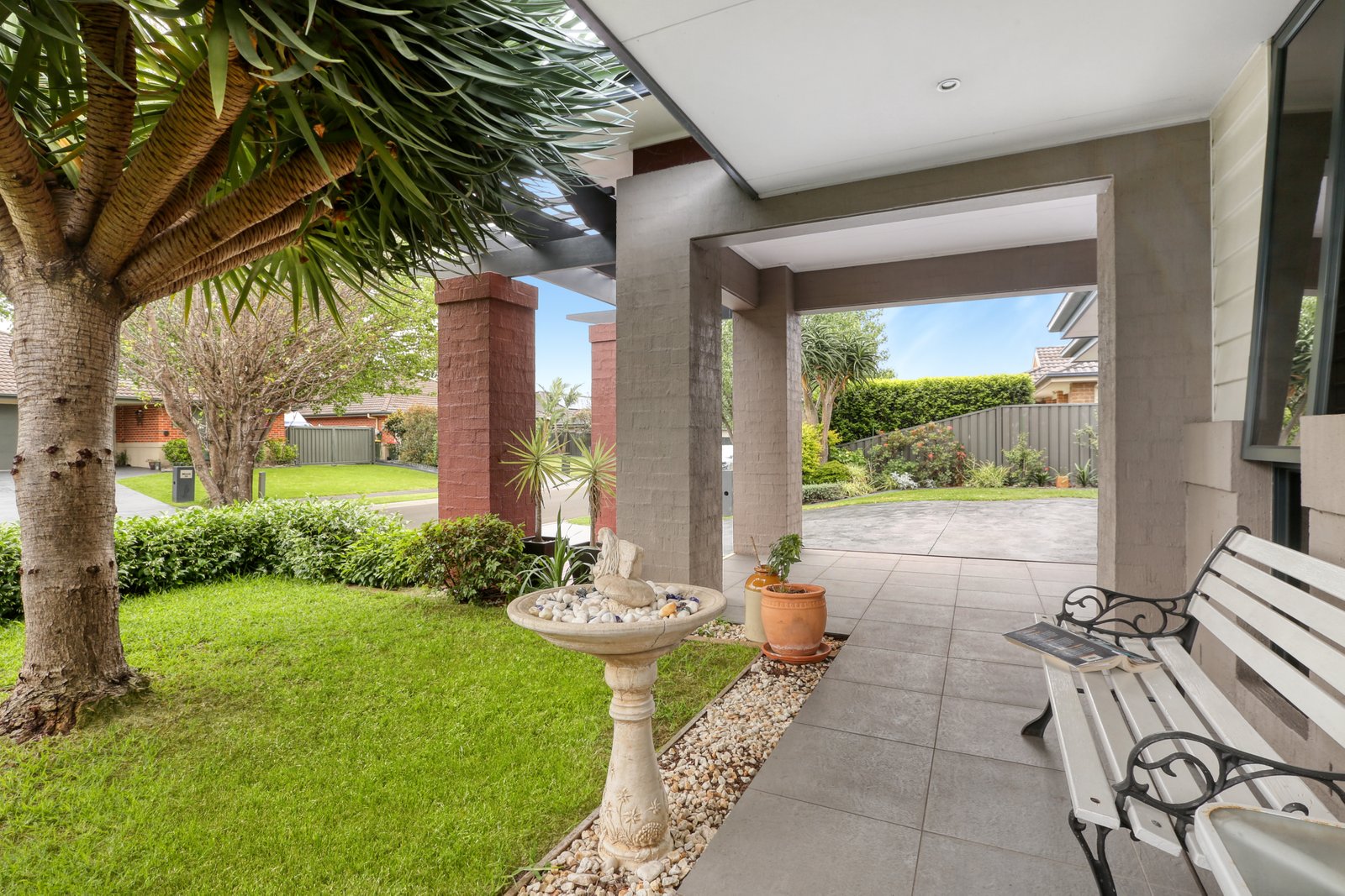 27 Athanlin Avenue HAYWARDS BAY 15