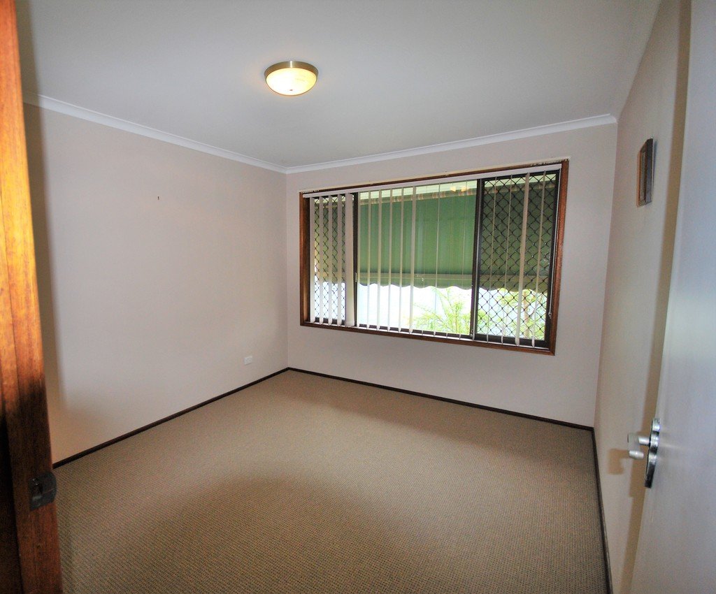 27 AVANTI Street MERMAID BEACH 11