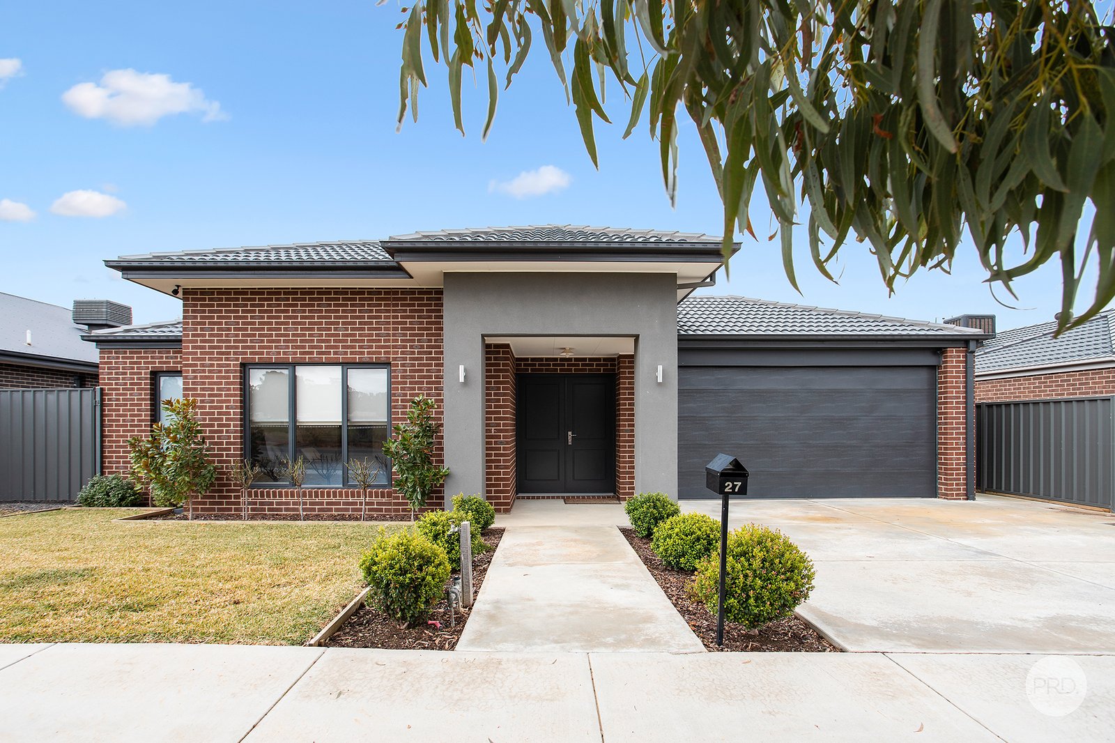 27 Bakers Lane STRATHFIELDSAYE 2