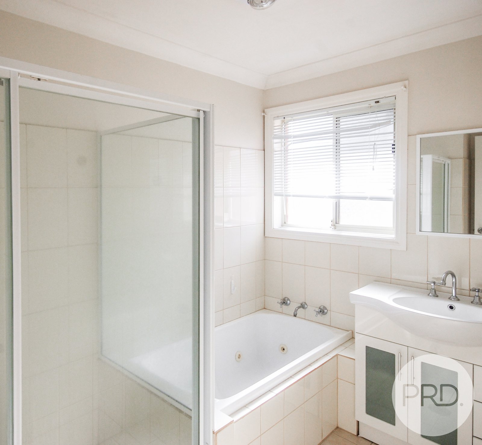 27 Balleroo Crescent GLENFIELD PARK 7
