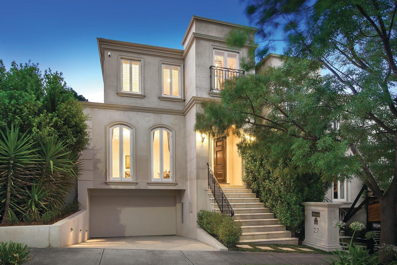 27 Balmerino Avenue, Toorak, VIC