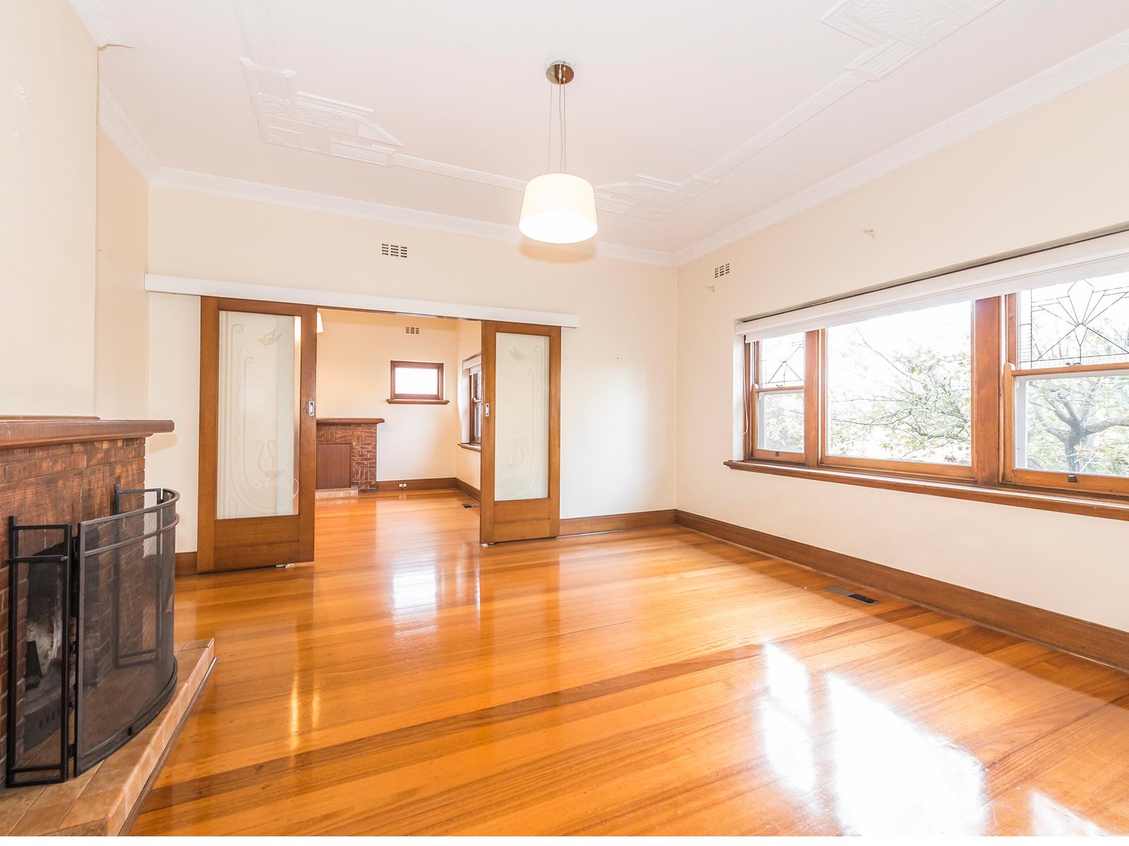Gallery: 27 Bamfield Street