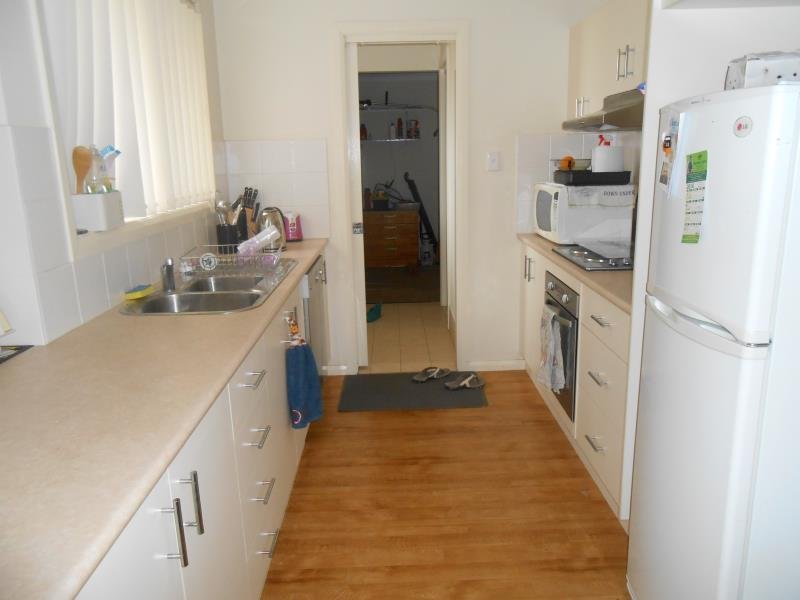 27 Banks Street TAMWORTH 9