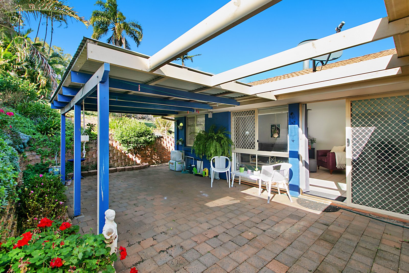 27 Banora Hills Drive BANORA POINT 9