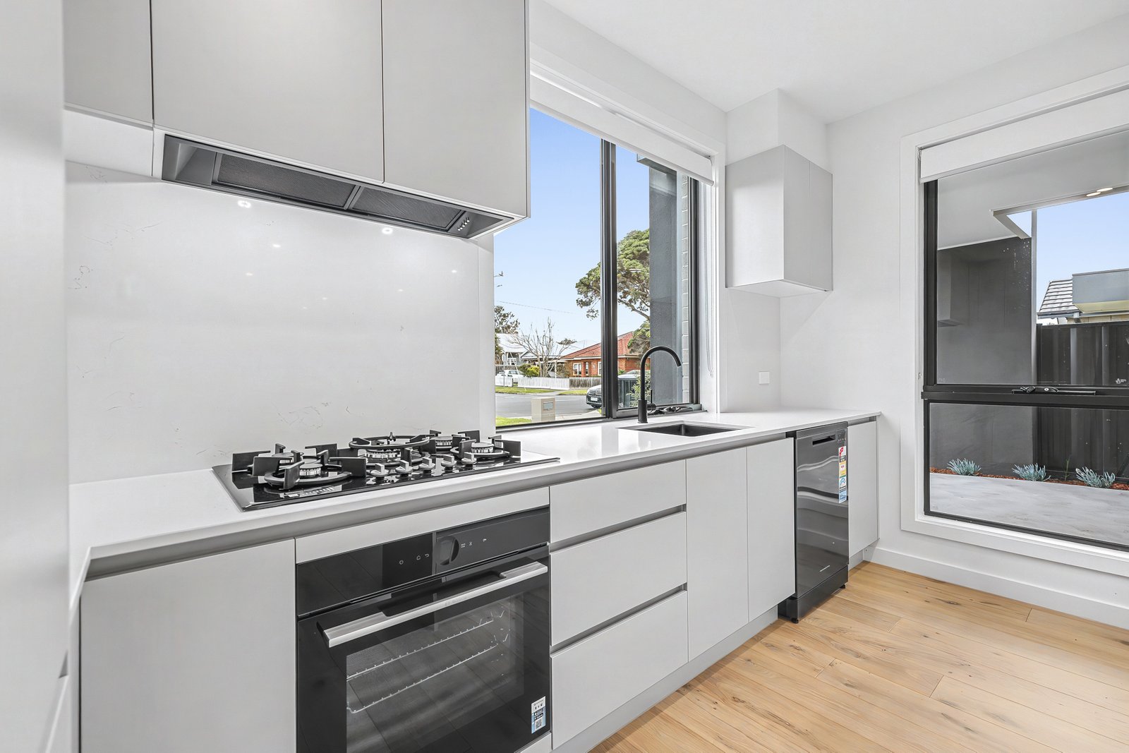 Gallery: 27 Barkly Street