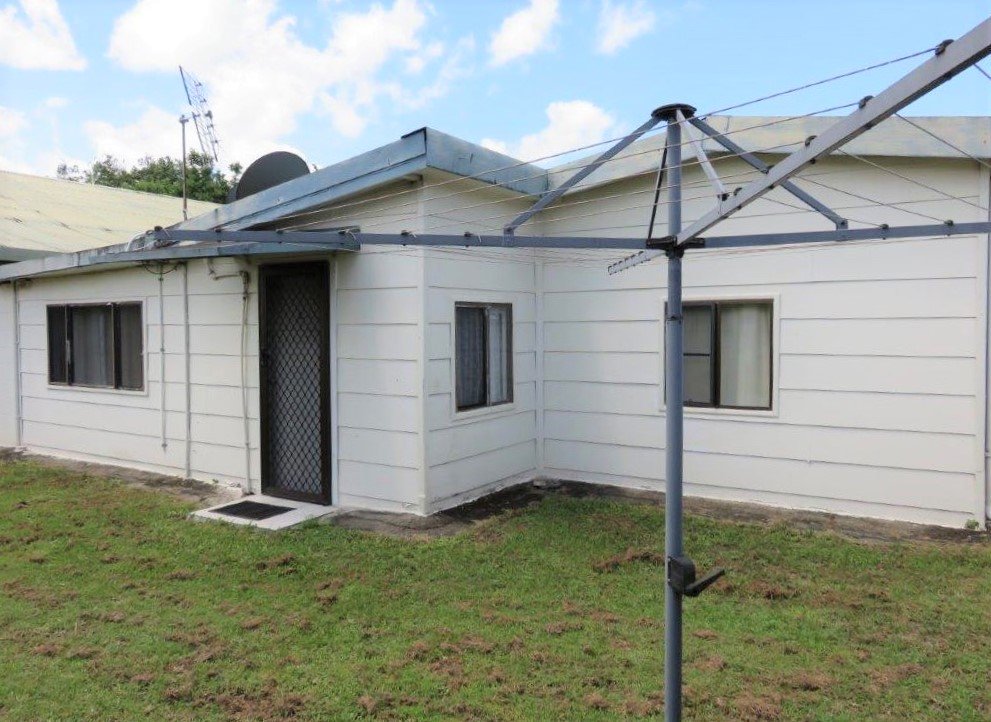 2/7 Barry Street PROSERPINE 2