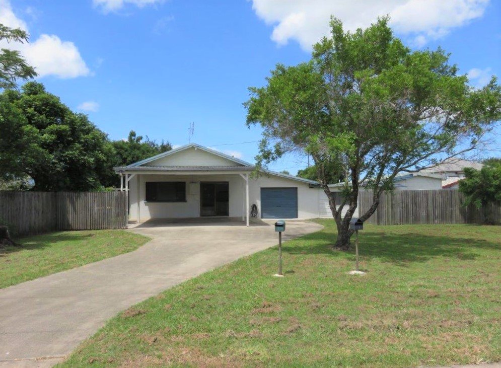 2/7 Barry Street PROSERPINE 8