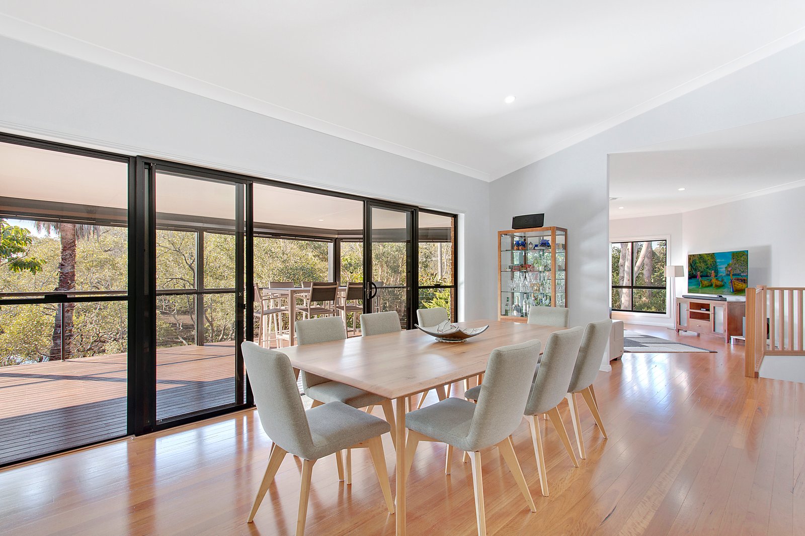 27 Bay Street DUNBOGAN 6