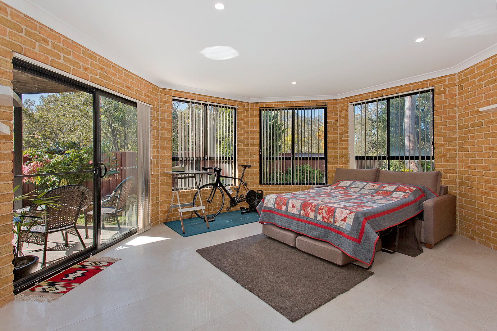 27 Bay Street DUNBOGAN 25