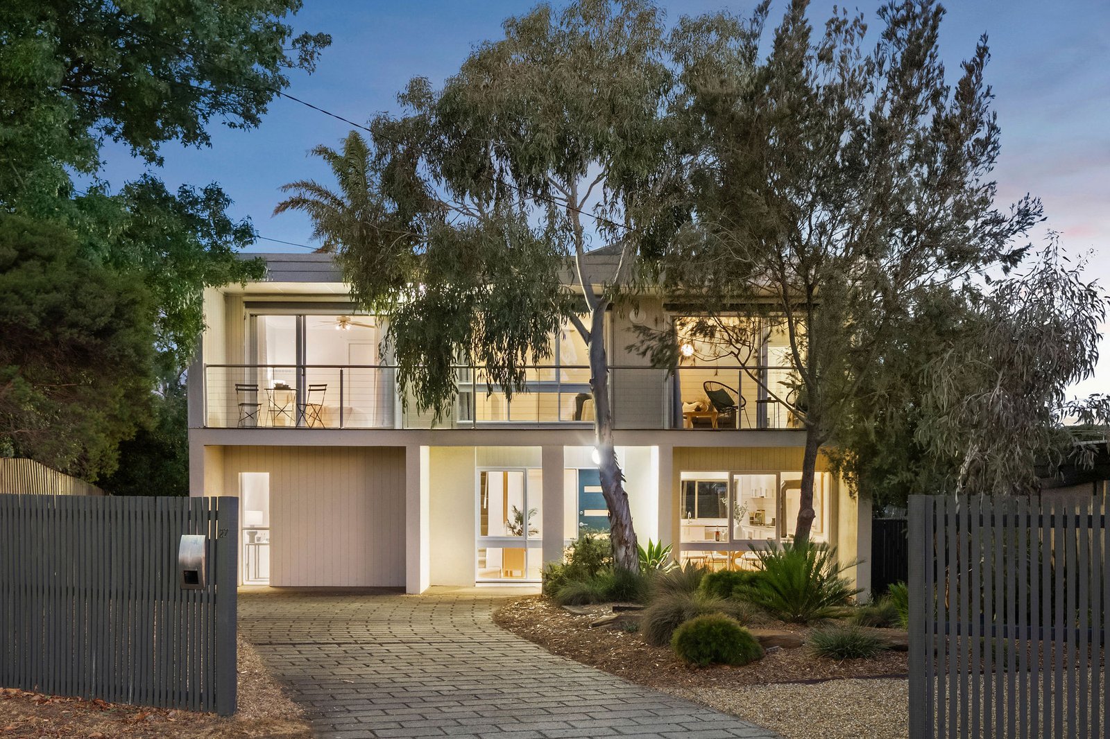 27 Benambra Street, Mornington, 3931