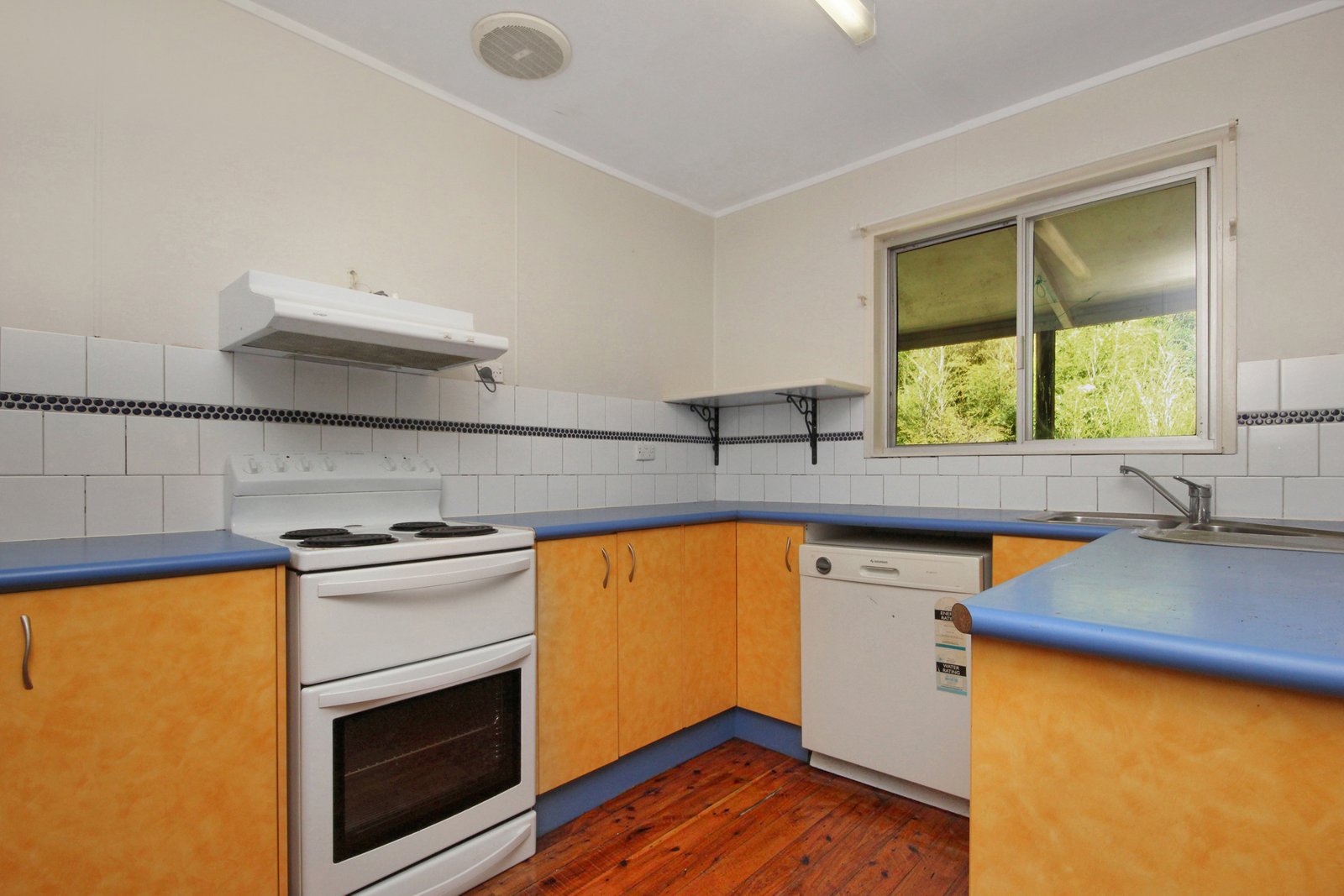 27 Bethesda Place KEW 2