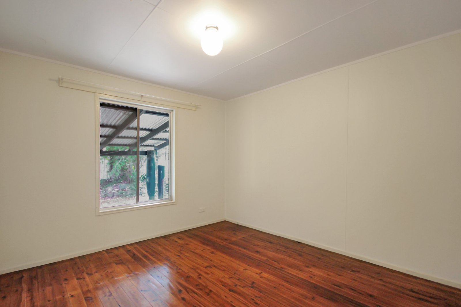 27 Bethesda Place KEW 7