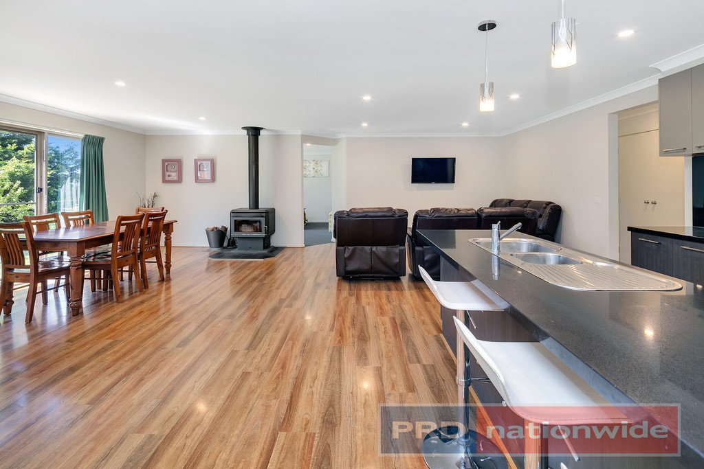 27 Billabong Road HADDON 2